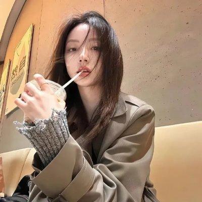 孤独又灿烂的神